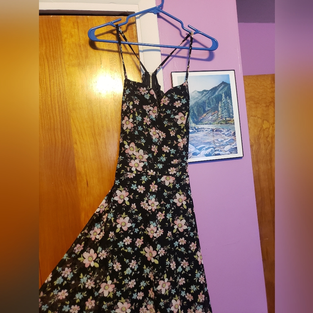 Very pretty floral dress